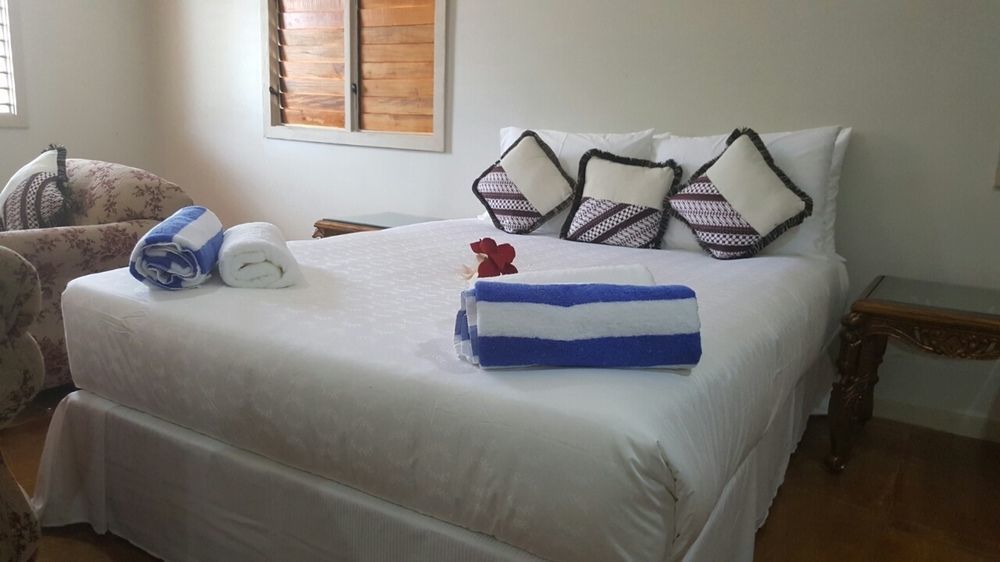 นิลา บีช รีสอร์ต Hostel เลาโตกา ภายนอก รูปภาพ