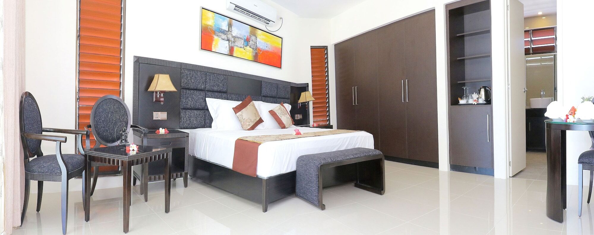 นิลา บีช รีสอร์ต Hostel เลาโตกา ภายนอก รูปภาพ